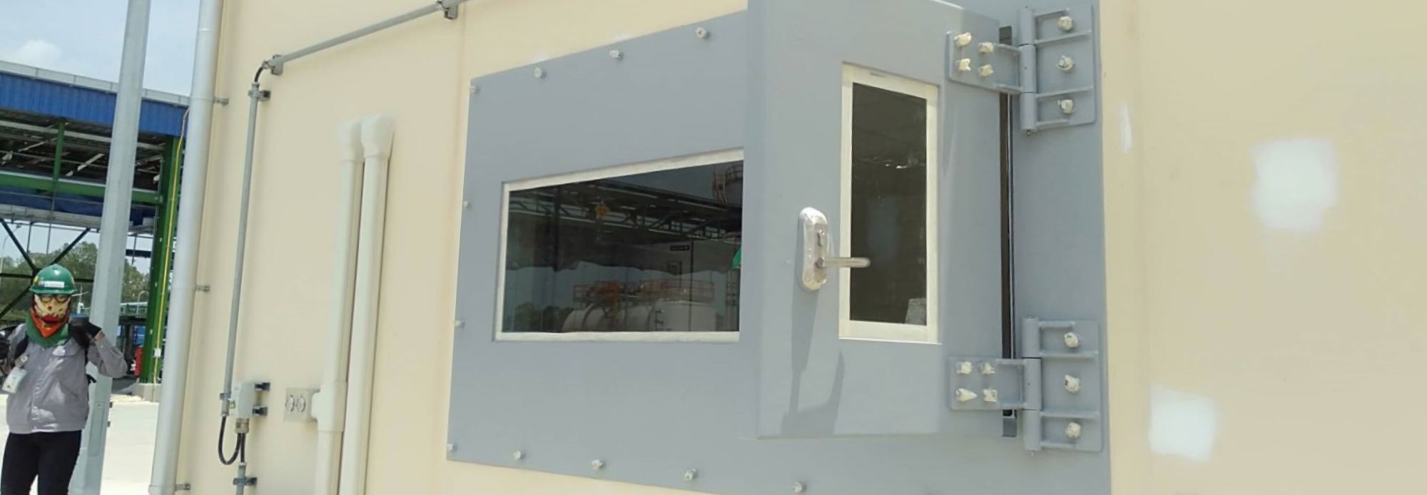 Blast Window Design & Supply